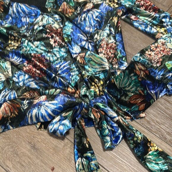 Zara Floral Wrap Top Crushed Velvet - Picture 2 of 5